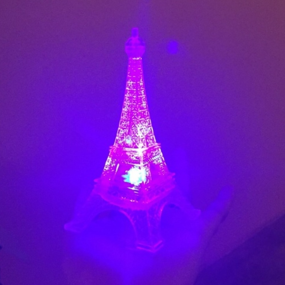 Small Eiffel towers